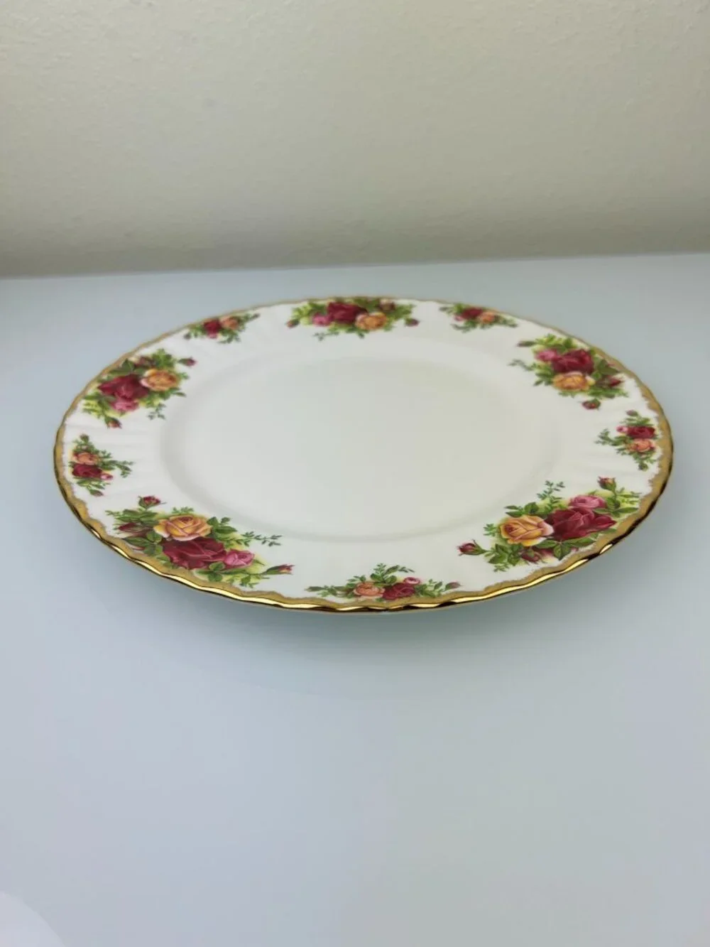 Royal Albert Old Country Roses Dinner Plate 10.25